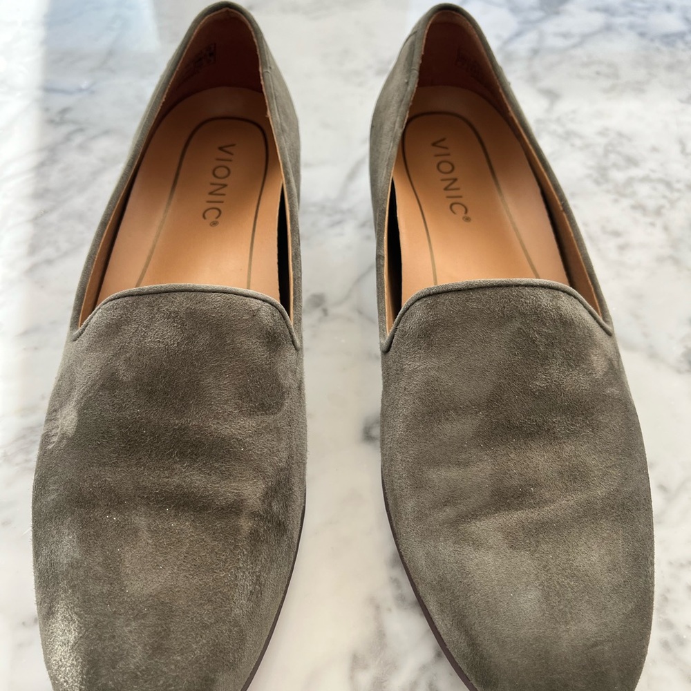 Vionic Women's Suede Loafers - Olive